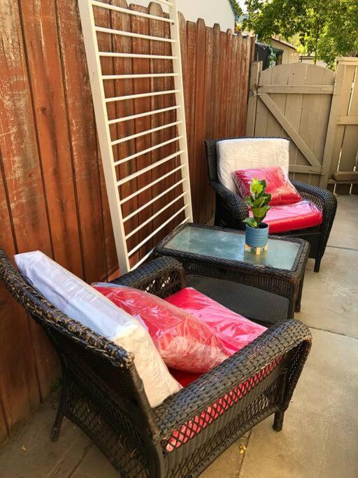 Smart Eclectic Art House Near Uc Davis Med Center Villa Sacramento Luaran gambar